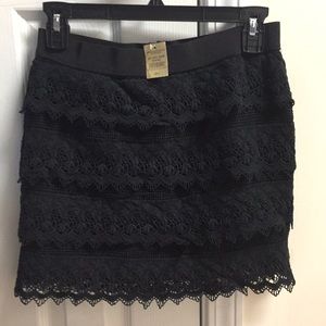 NWT American Eagle Lace Skirt